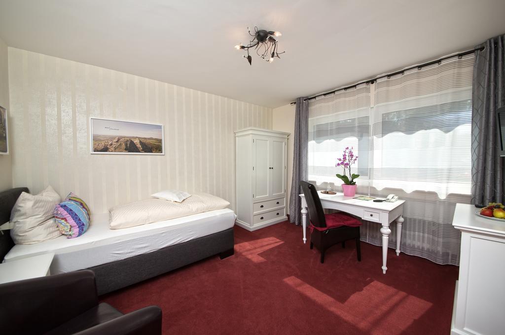 Hotel Jaegerhof Staatsbad Bruckenau Bagian luar foto
