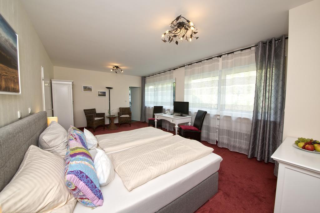 Hotel Jaegerhof Staatsbad Bruckenau Bagian luar foto